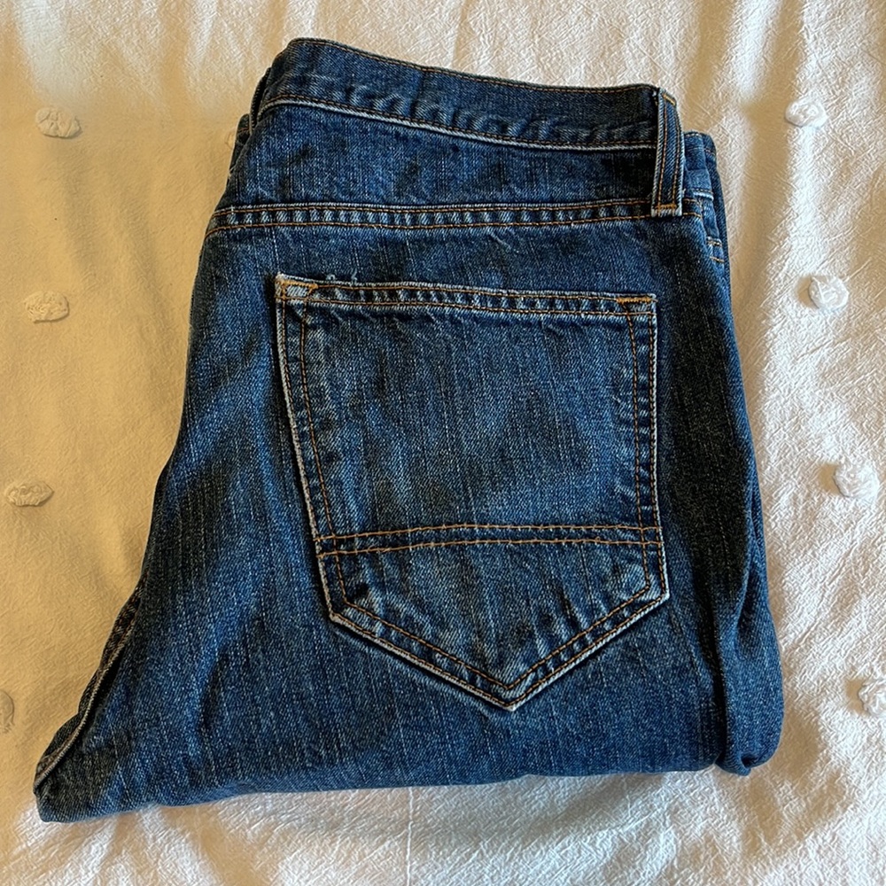 • Arizona Jeans •